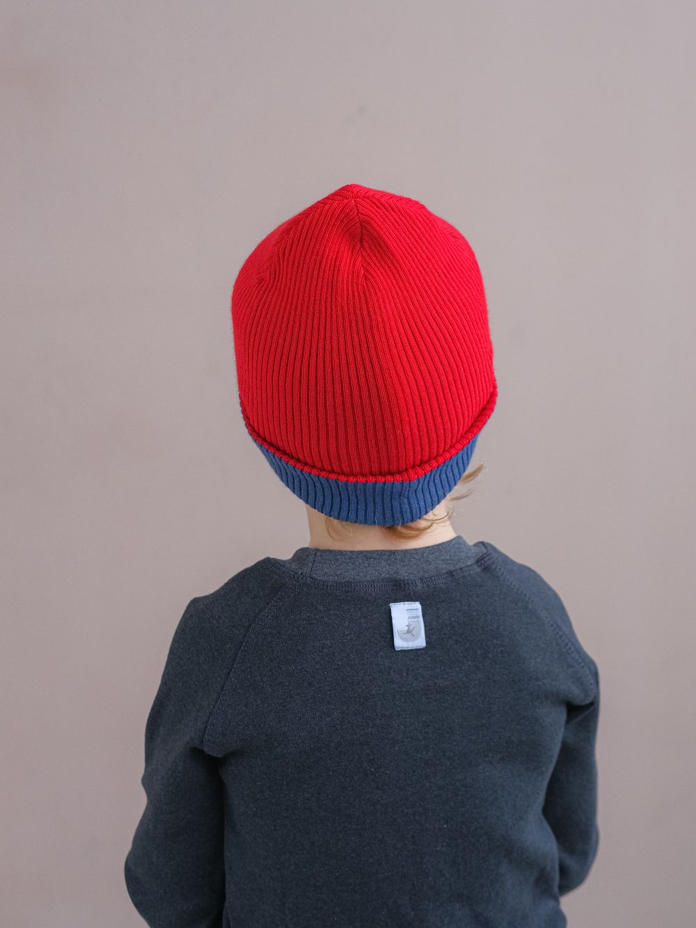 Шапка вязаная хлопковая ТВИНС(Джинс, красный)