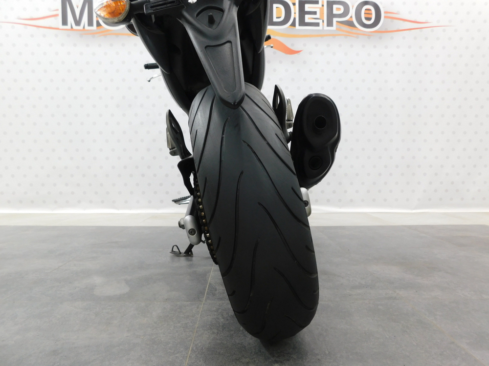 Suzuki Gladius SFV400 , 2015