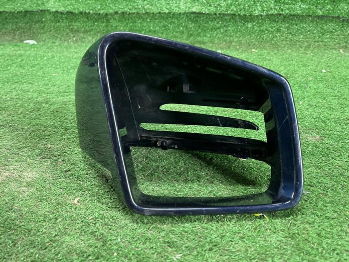 Крышка зеркала правая Mercedes M GLE W166 (11-18)