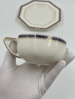 Чайная пара с тёмно-синей каймой Givenchy