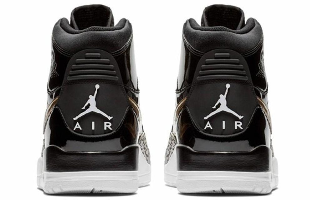 Кроссовки Jordan Legacy 312