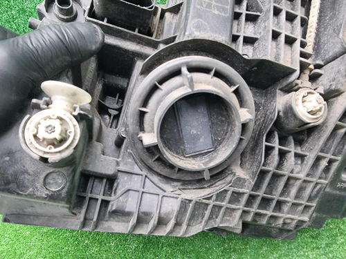 Фара правая Mercedes C w205 (2018-2023) LED