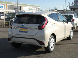 TOYOTA AQUA HYBRID 2024 г.