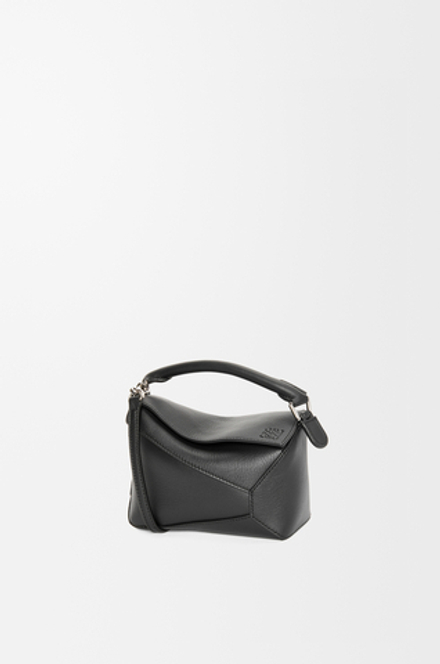 Loewe Мини-сумка Puzzle Edge из классической телячьей кожи, черный