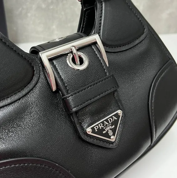 Сумка Prada Moon черный