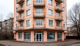 Сенатор предлагает запретить дарксторы и ПВЗ на первых этажах жилых домов