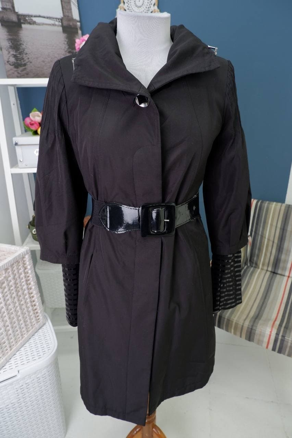 Пальто Classic Style стильное 44 размер