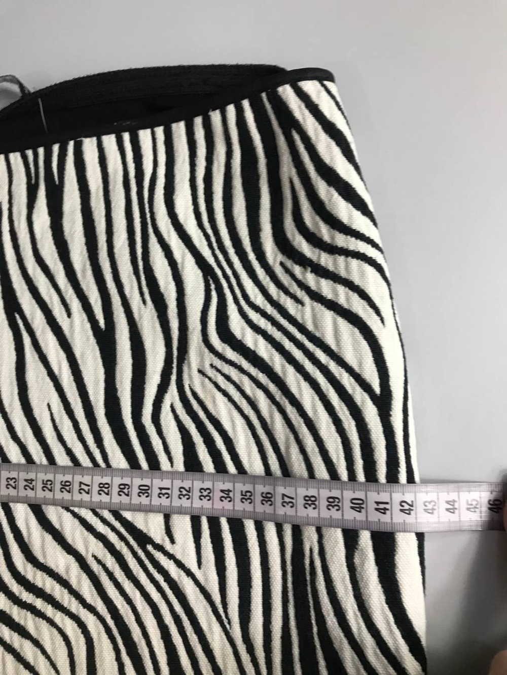 Костюм Stradivarius модный, маркировка S, визуально на 44 размер