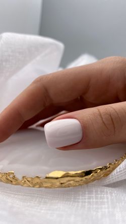 телесный маникюр