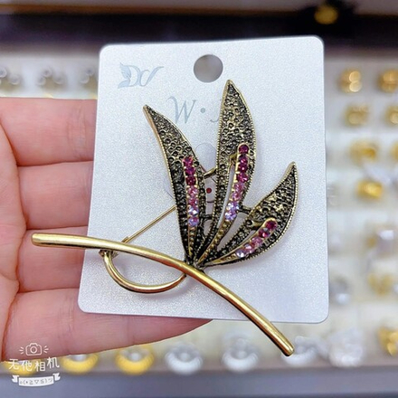 Броши Jewelry - арт389