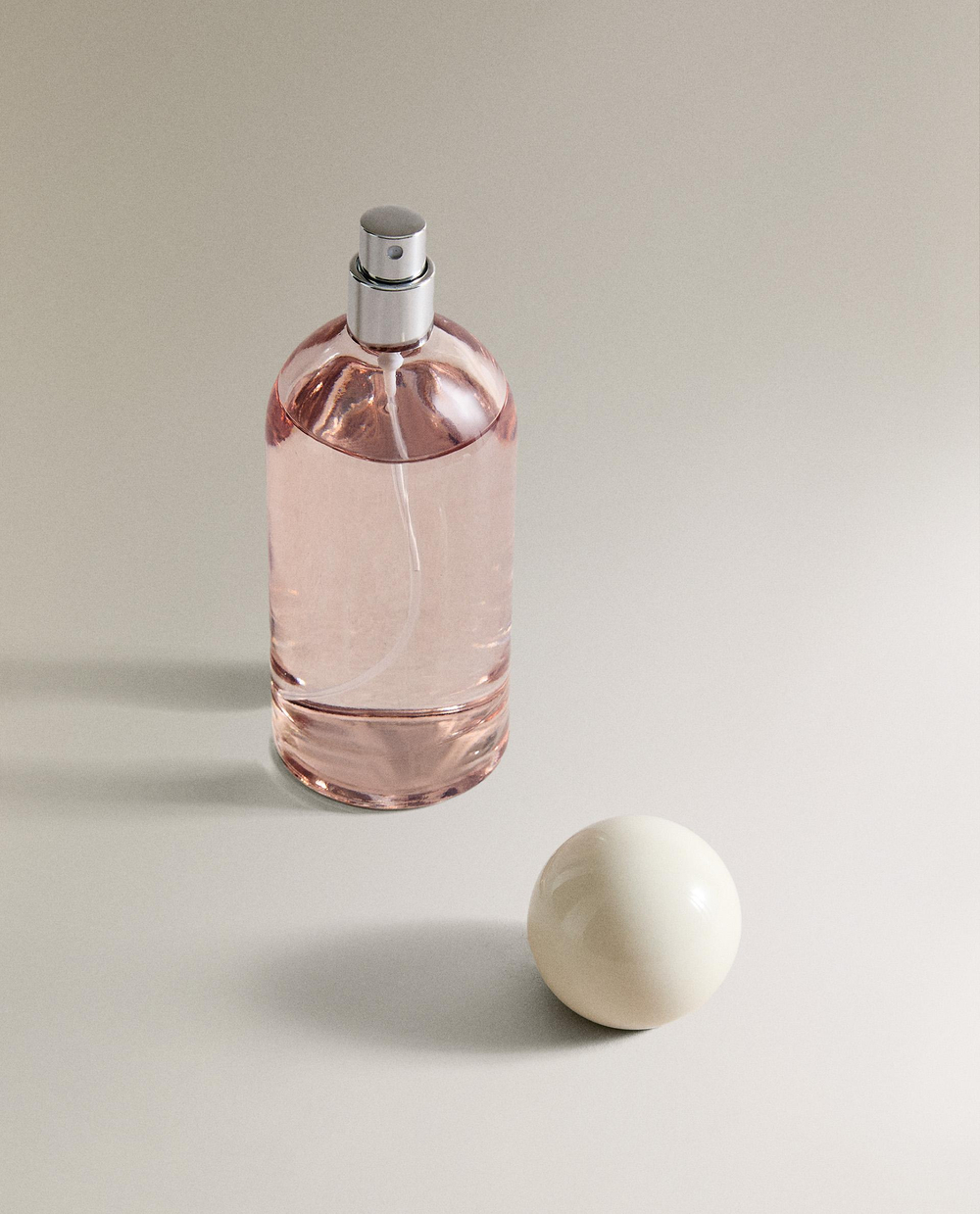 Zara Home Ароматический спрей для дома Musky Lily 100 мл, освежитель, аромат цветочный древесный