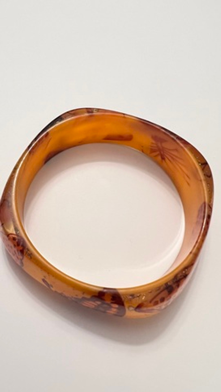 Браслет с бабочками