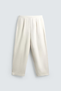 БРЮКИ-ДЖОГГЕРЫ WIDE FIT СО СКЛАДКАМИ, ЭКРЮ