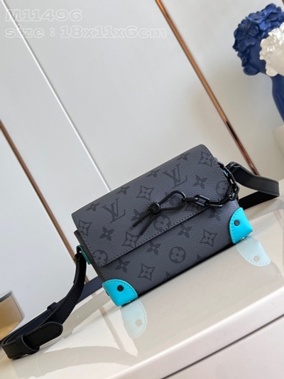 Louis Vuitton Steamer Wearable Wallet