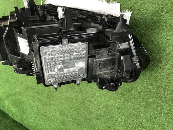 Фара правая BMW X5 G05 X6 G06 18-23 Laser В сборе