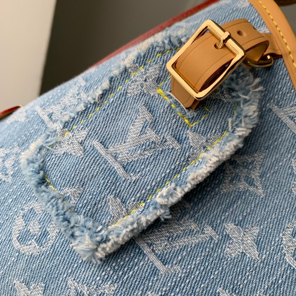 Louis Vuitton CarryAll PM