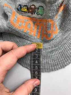 Шапка с козырьком