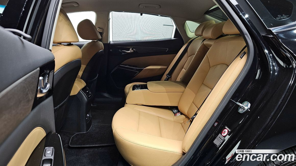 Kia K7 (Cadenza) Premier 2.5 GDI Noblesse (10.2019)