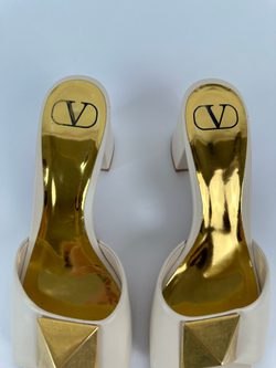 Мюли Valentino