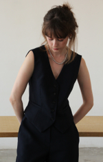 Жилет короткий