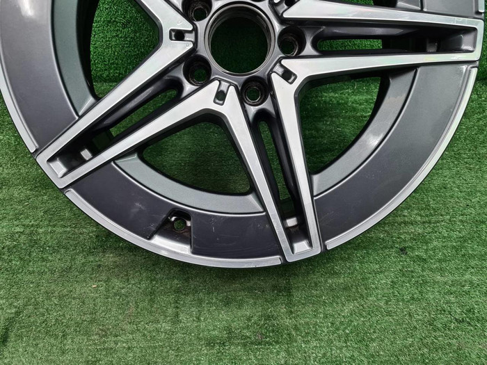 Диск литой R18 Mercedes C w206 (21-нв) AMG перед
