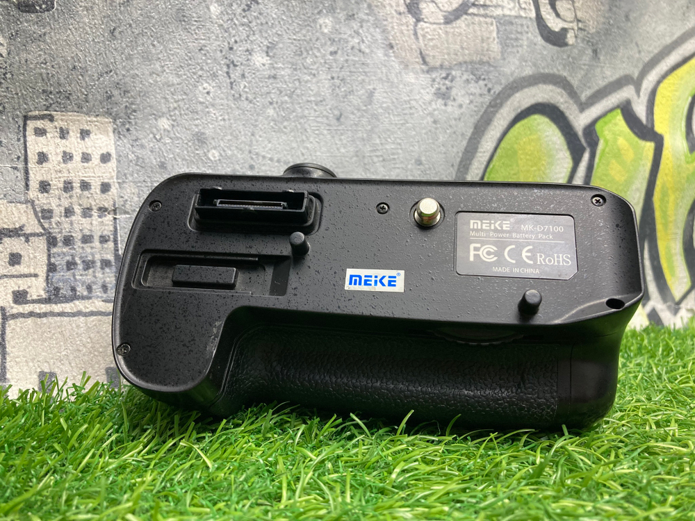 Meike MK-D7100 для Nikon D7100