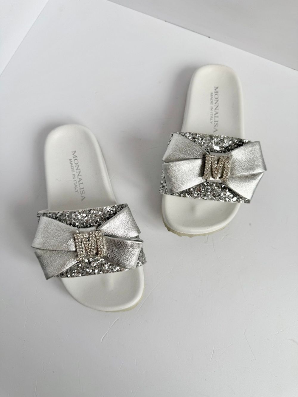 Шлепанцы Monnalisa новые, 26