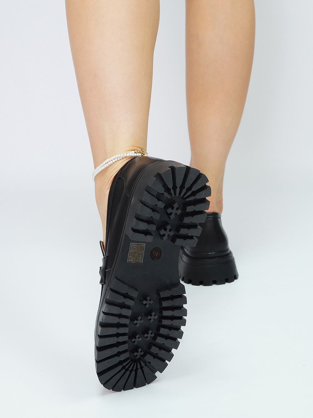 Лоферы женские демисезонные