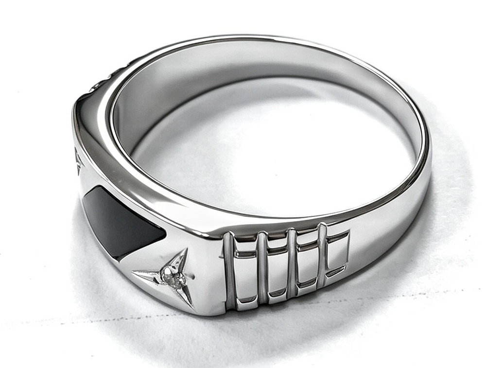 Ювелирное кольцо из серебра 925 пробы,вставка эмаль,фианиты,размер 19