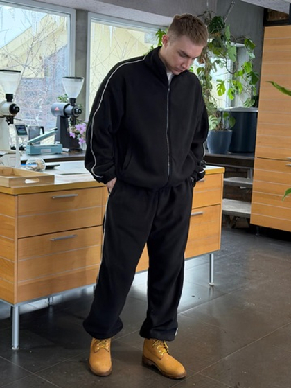 Олимпийка FIZRUK, черная