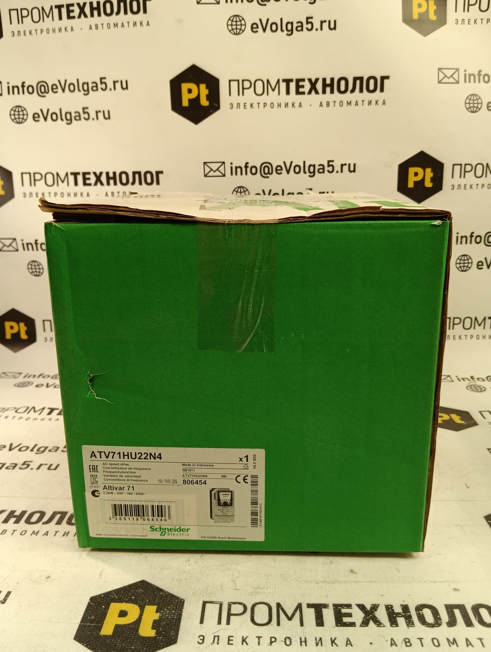 S.E. ATV71HU22N4Z новое