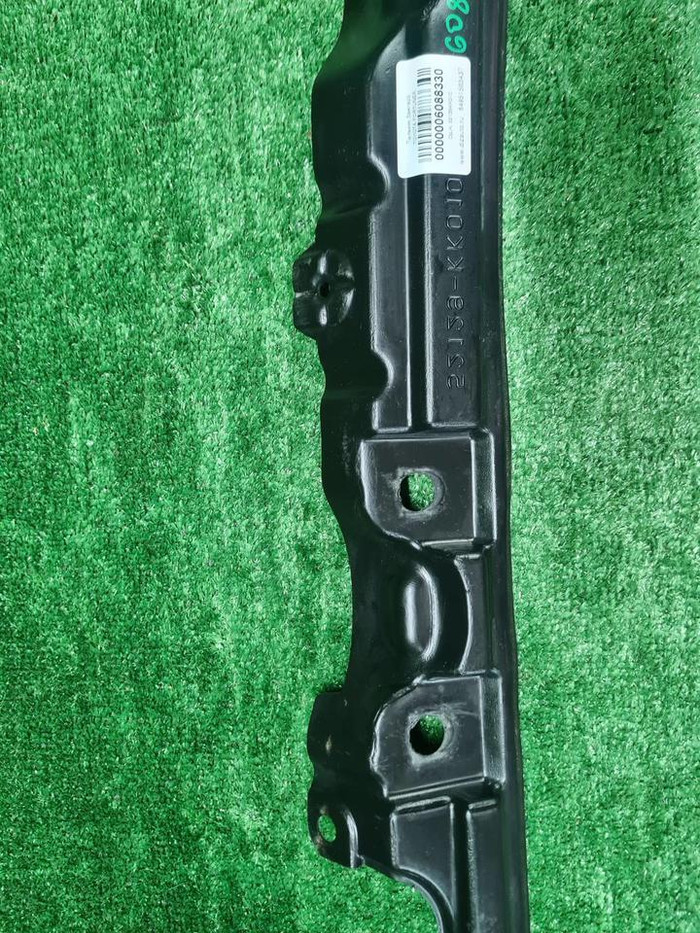 Пыльник переднего бампера Toyota Fortuner 2 (2015-2020)