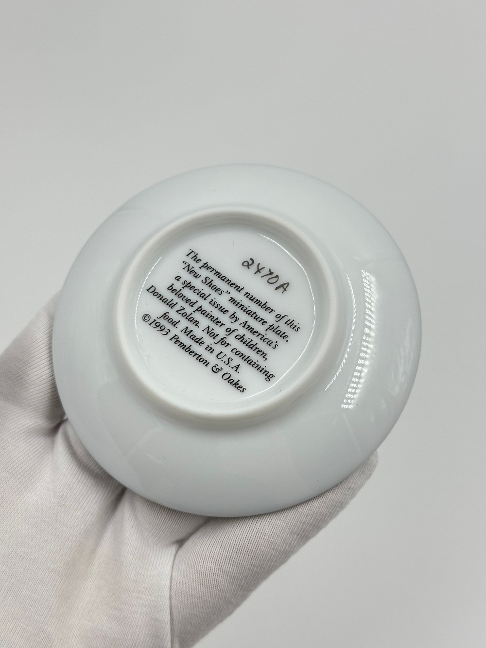 Декоративная тарелочка Pemberton & Oakes