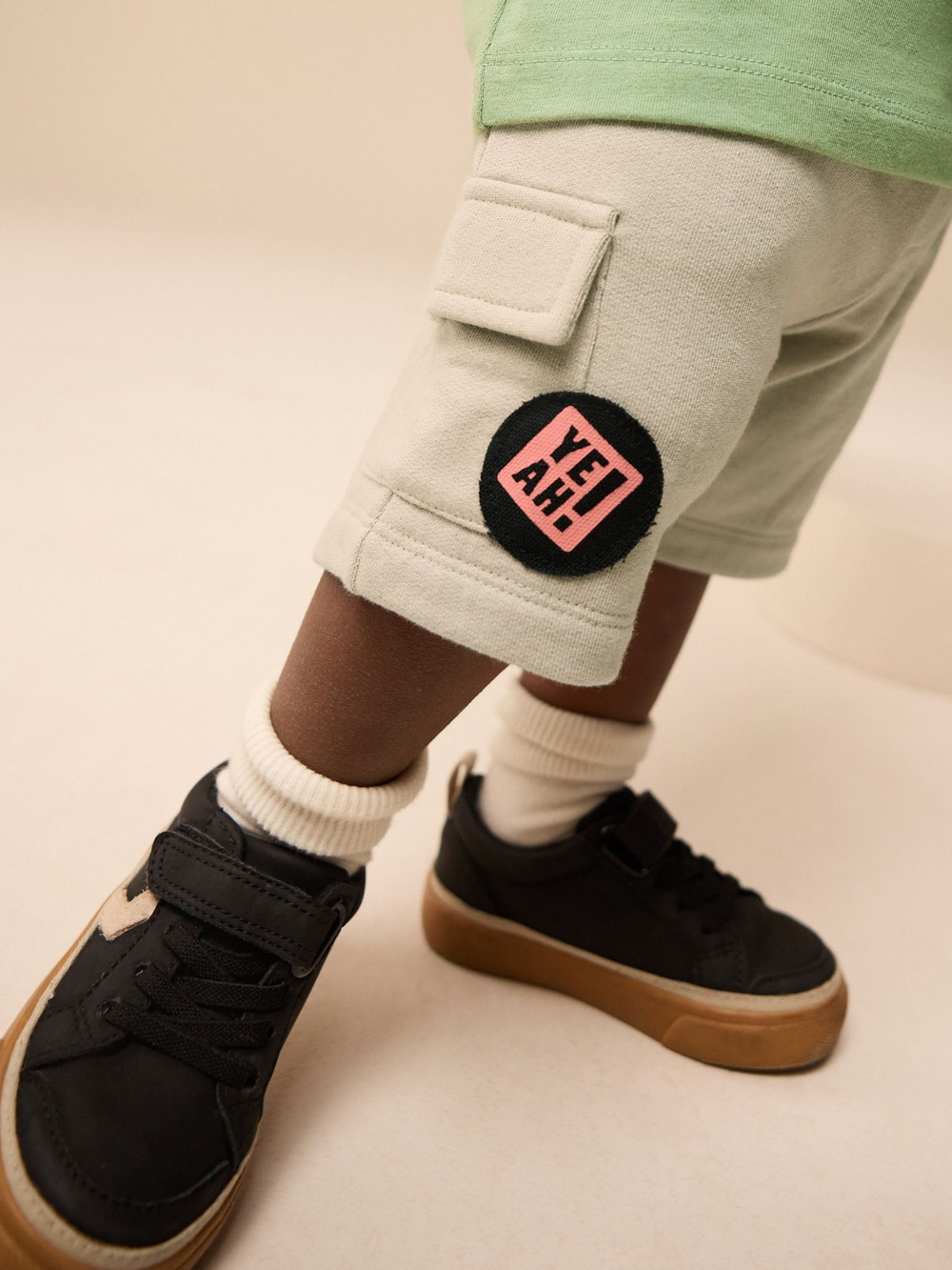 Футболка и шорты карго в комплекте для мальчика Next E63-598, Зеленый, Бежевый