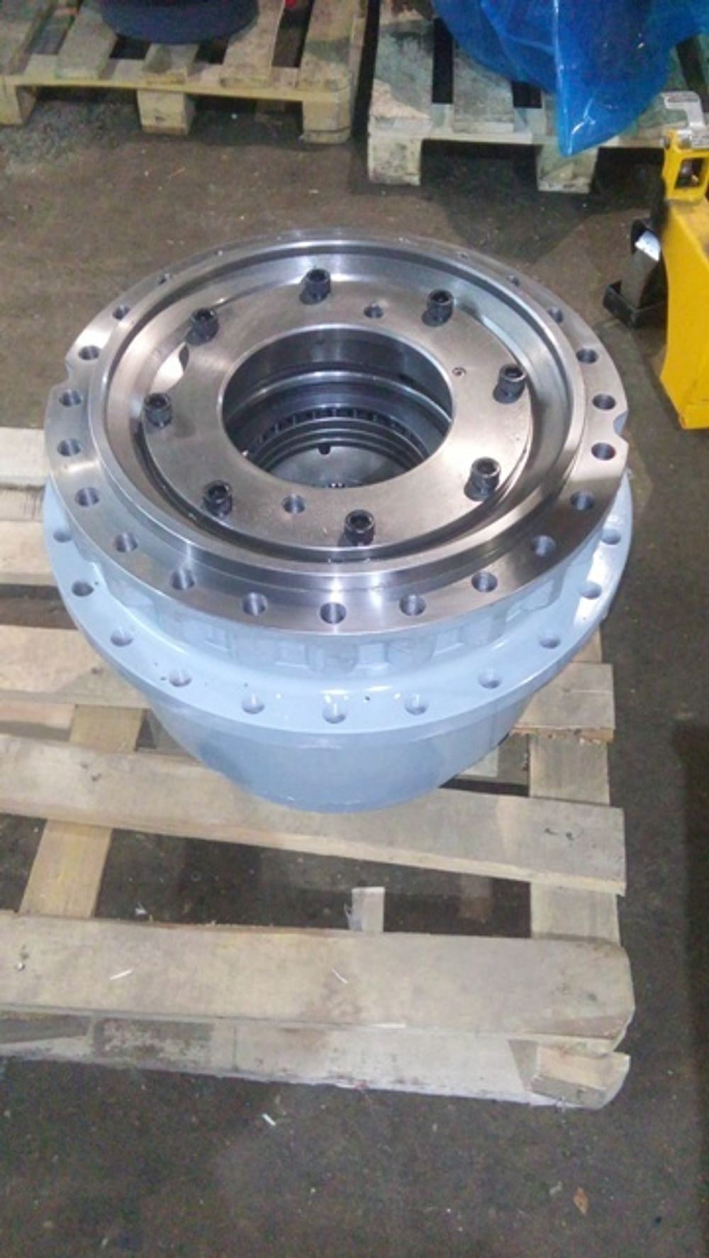 редуктор хода Hyundai R520-7
