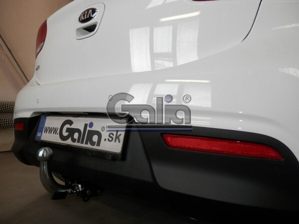 Фаркоп оцинкованный Galia K039C для Kia Rio IV хетчбек 2017-(паспорт и сертификат в комплекте)(без электрики)