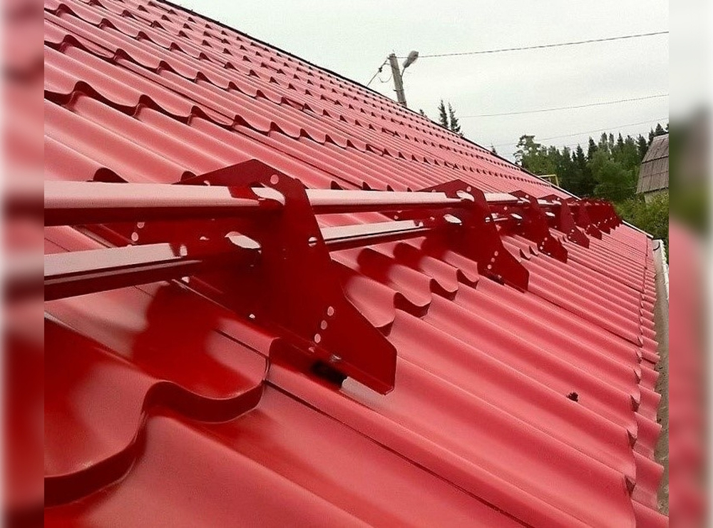 Монтаж водосточных систем и снегозадержателей