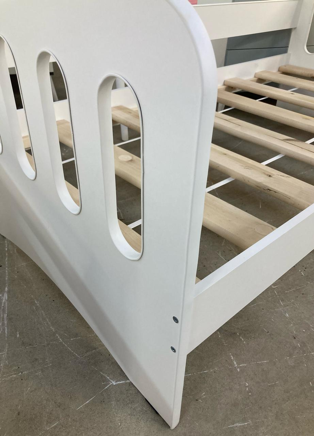 Кровать Малыш белый (ладе) 800*1600