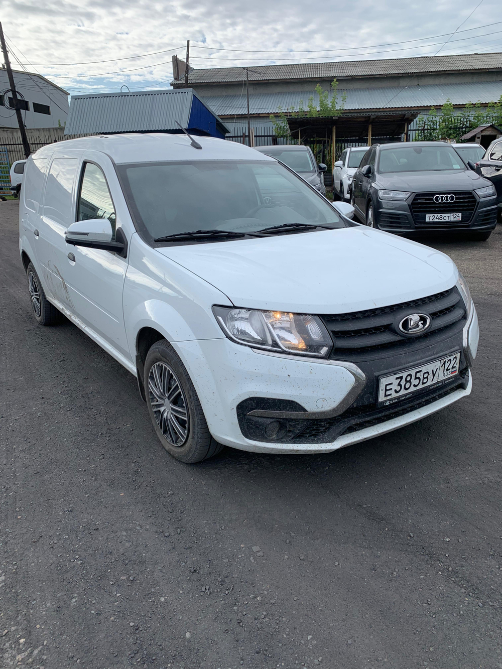 LADA LARGUS Цельнометаллический Classic 1.6 90hp 5MT