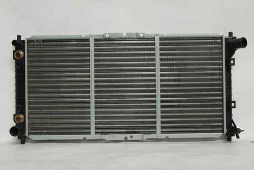Радиатор охлаждения Mazda 626 GE