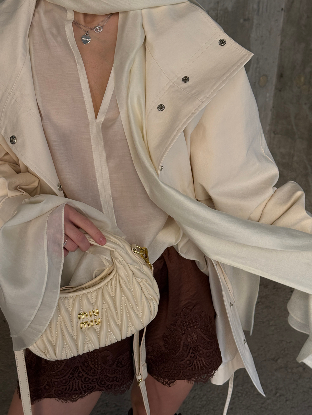 Тренч - парка молочная