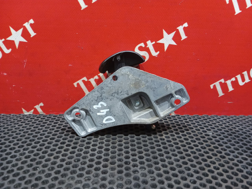 Ручка двери левой внутренняя 2018г.