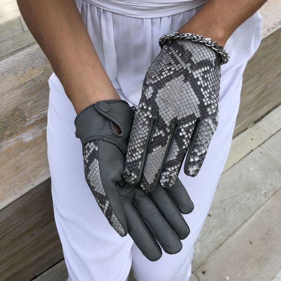 Перчатки из кожи питона AC-90