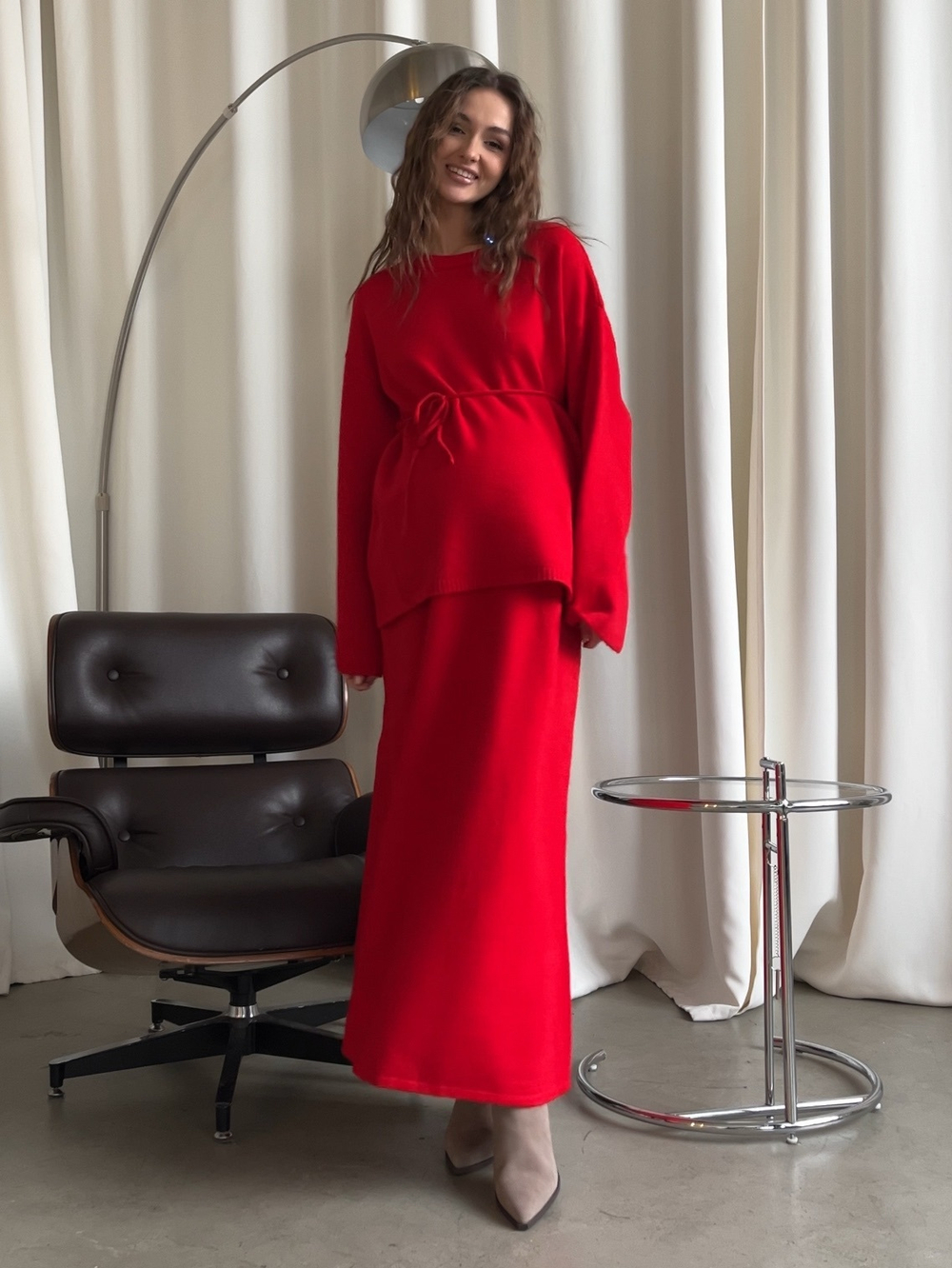 Комплект вязаный, свитер с завязкой и юбка