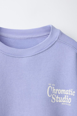 ZARA ТОЛСТОВКА С ТЕКСТОВЫМ ПРИНТОМ, СИНИЙ