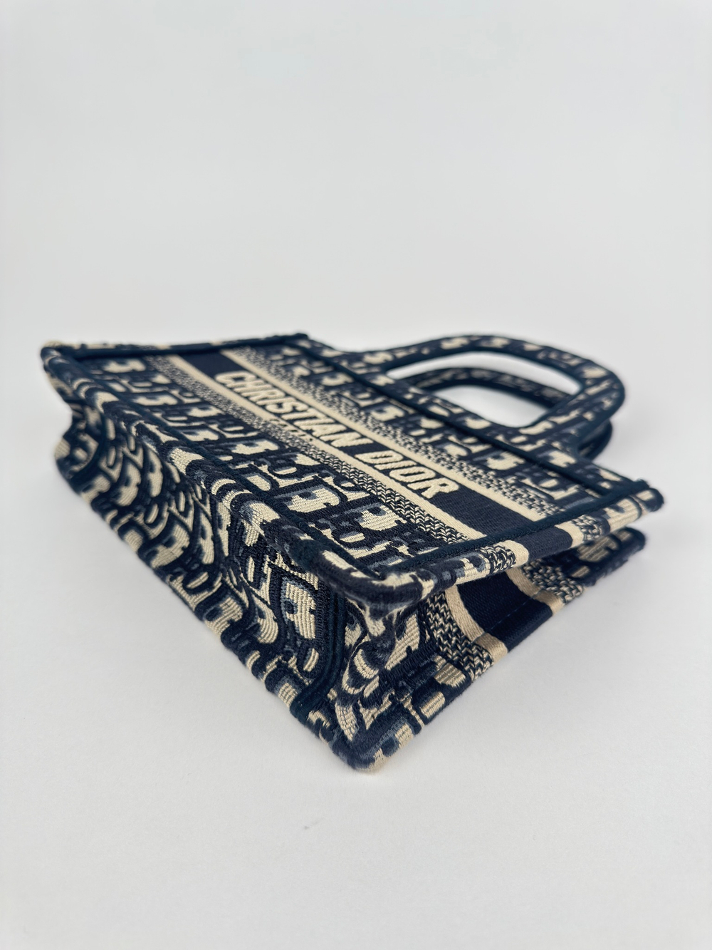 Сумка Christian Dior Mini Book Tote