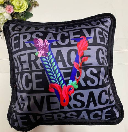 Подушка Versace 50х50 см