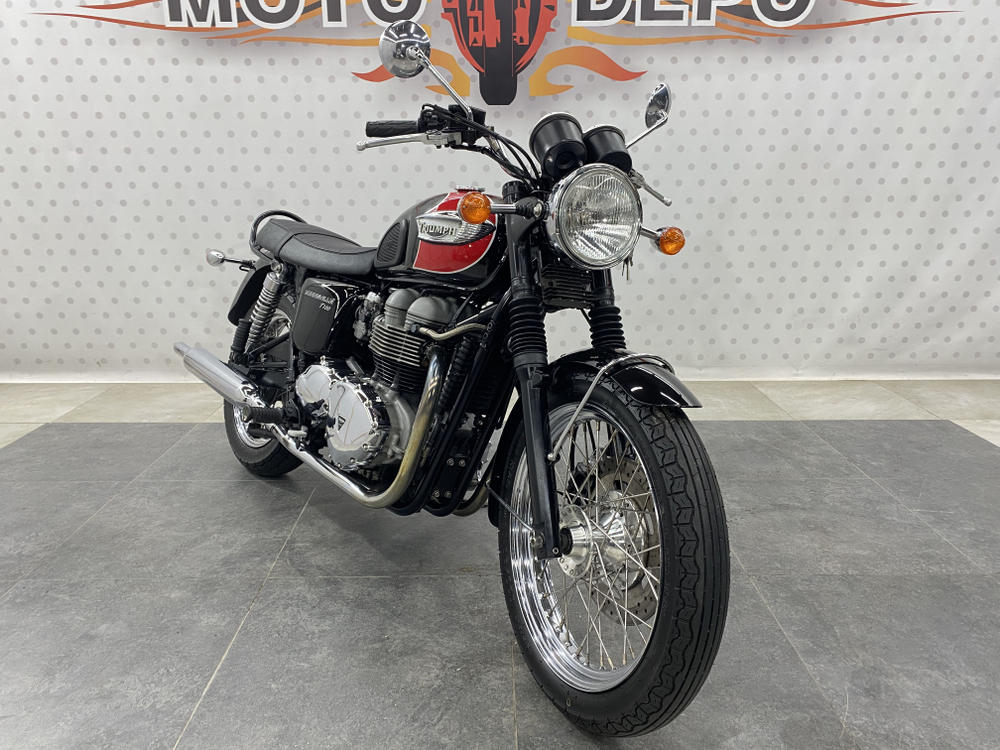 Triumph Bonneville T100 2007