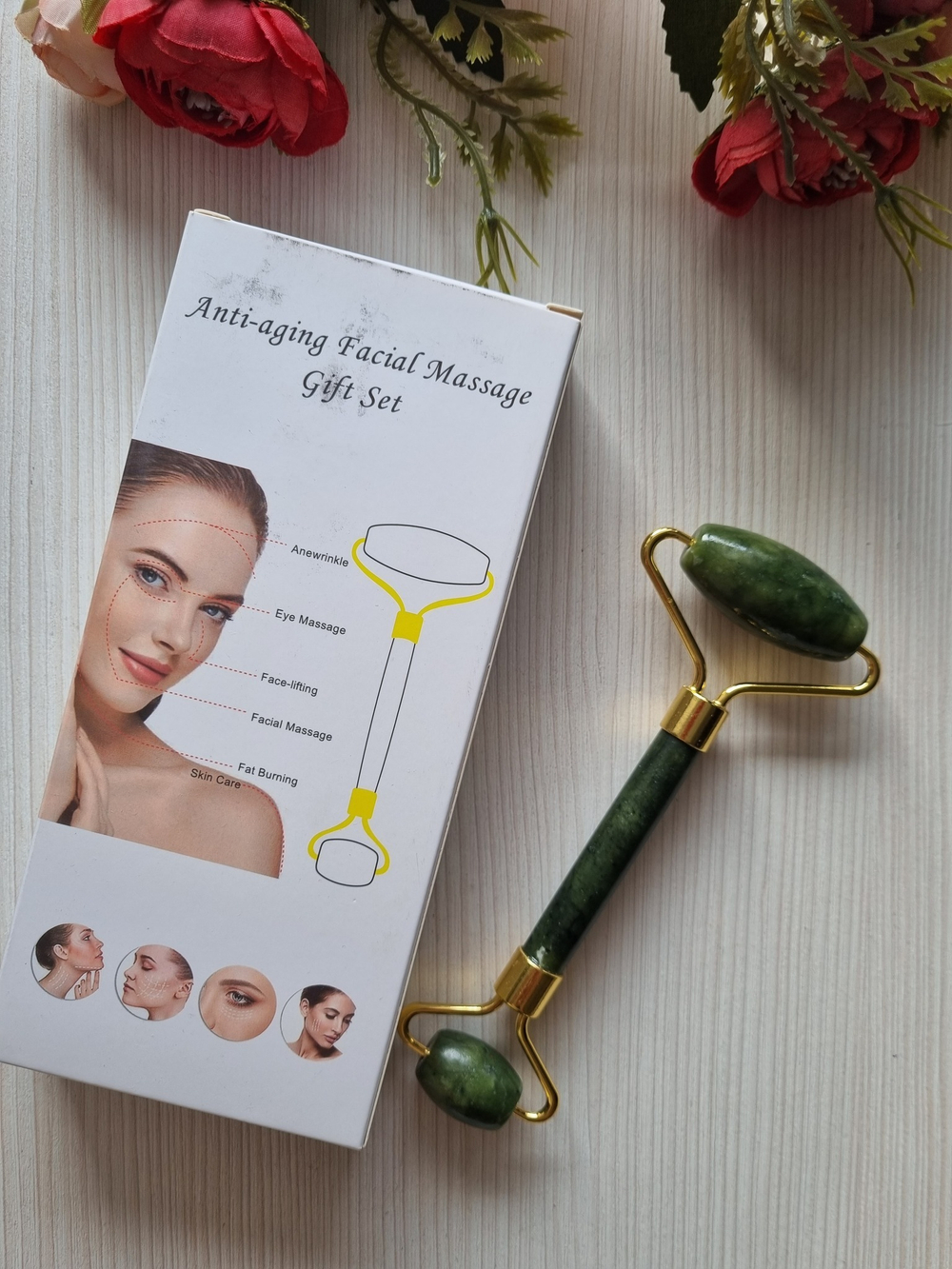 GUASHA - РОЛЛЕР (14х5,5см) НЕФРИТОВЫЙ С ОЦИНКОВАННОЙ ФУРНИТУРОЙ ANTI-AGING FACIAL MASSAGE GIFT SET, 1 ШТ.