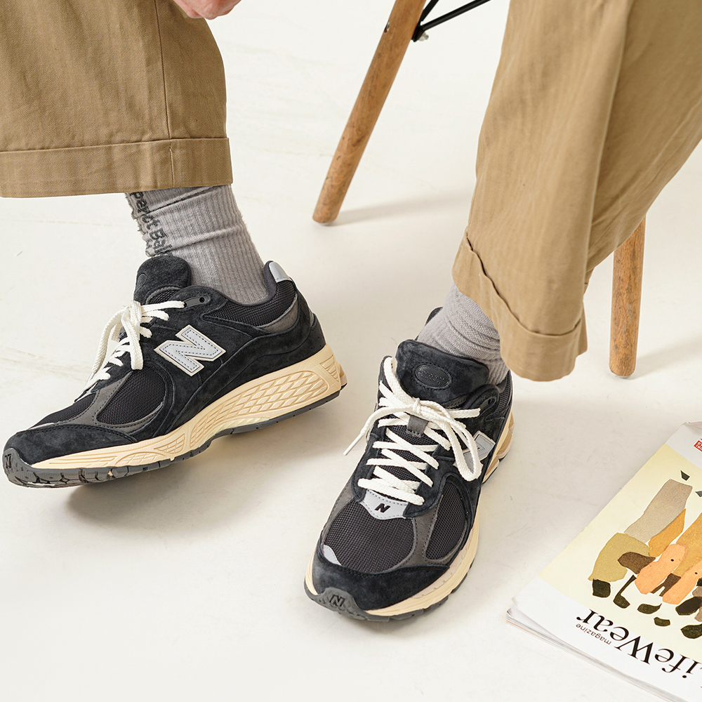 Кроссовки New Balance NB 2002R, M2002RHO